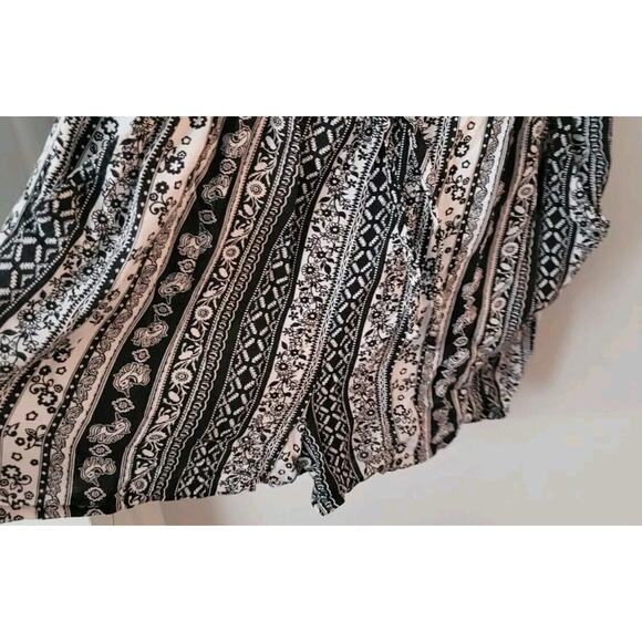 Joey B Girls Sz. XL Black/White Romper Shorts Unicorns Floral Fun - Picture 8 of 8